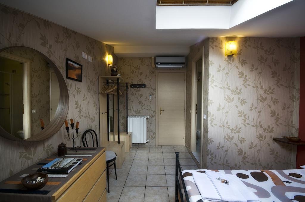 Alma de Roma Quarto foto